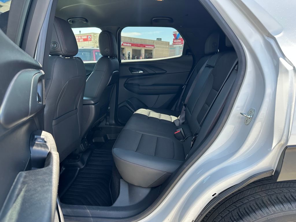 Certified 2023 Chevrolet TrailBlazer RS w/ Convenience Package AWD/4WD image 10