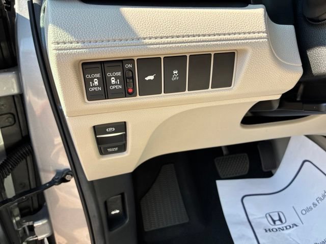 Certified 2026 Honda Odyssey Elite image 10