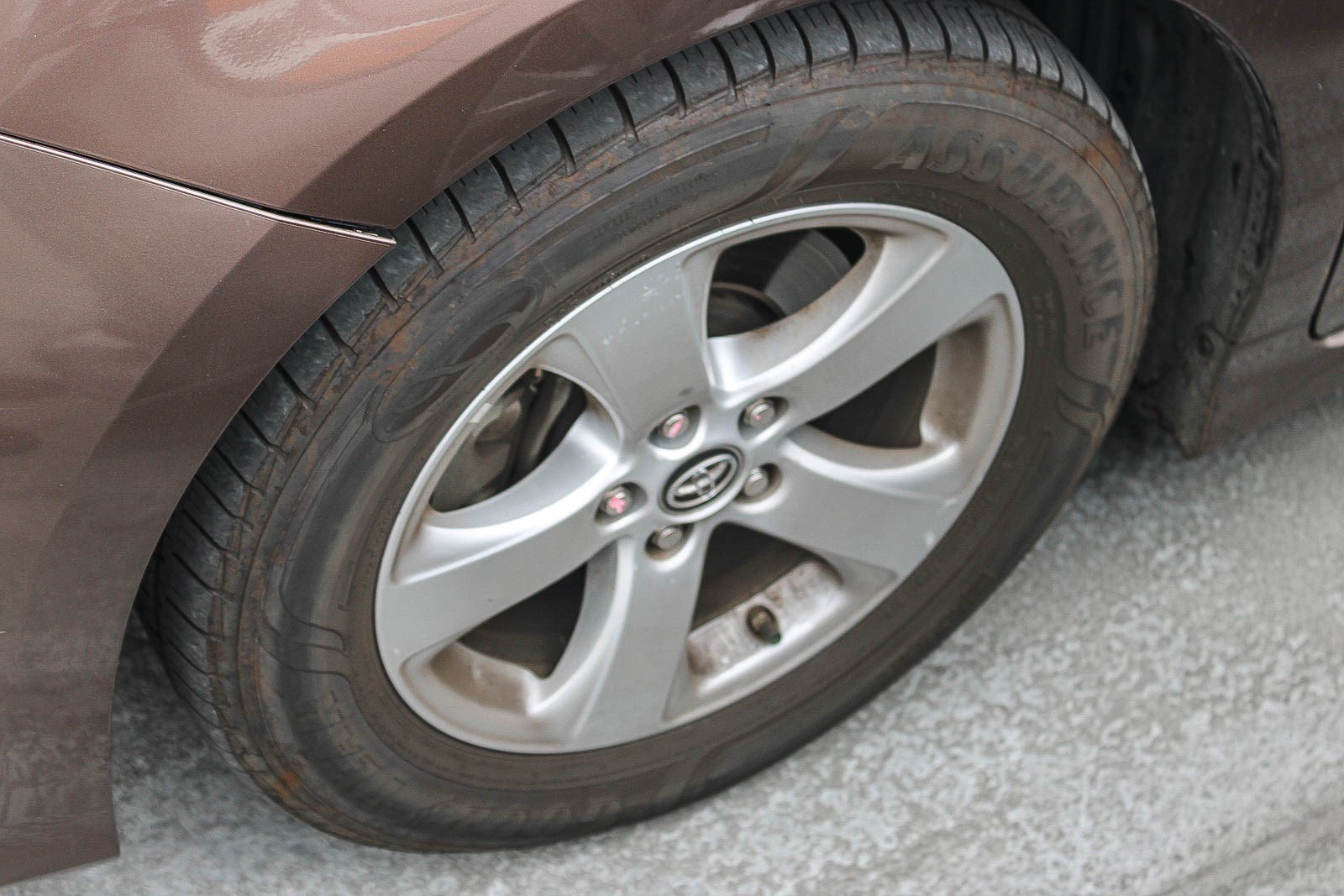 Used 2018 Toyota Sienna LE w/ Carpet Mat Package FWD image 6
