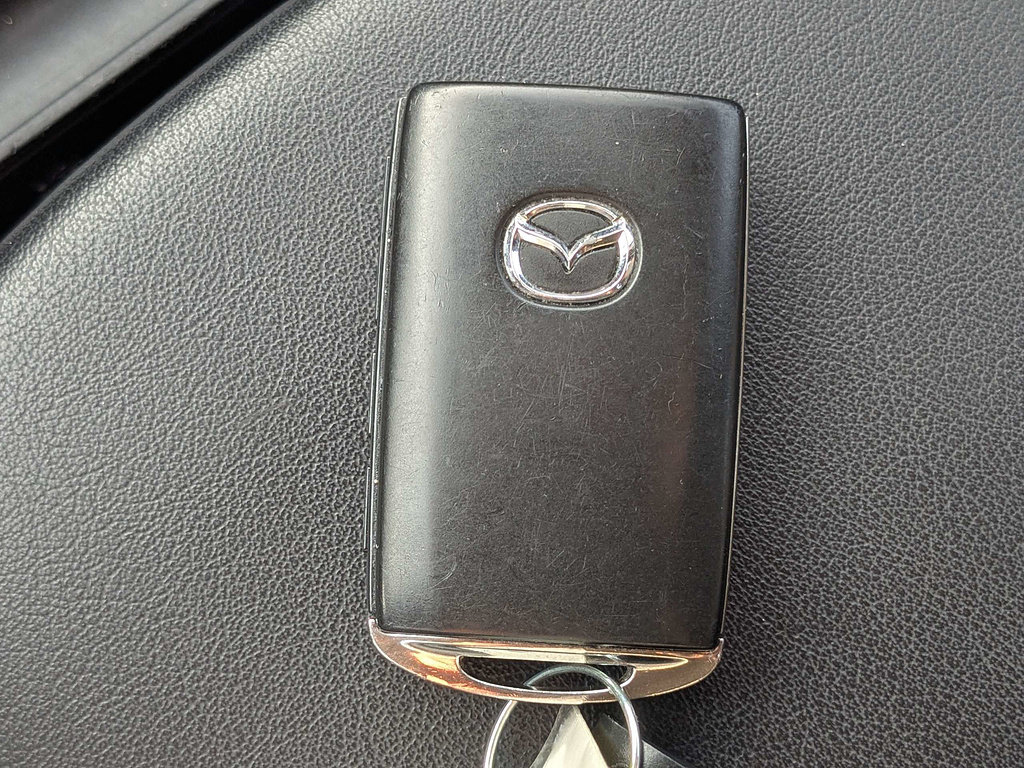 Used 2024 MAZDA MAZDA3 s FWD image 31