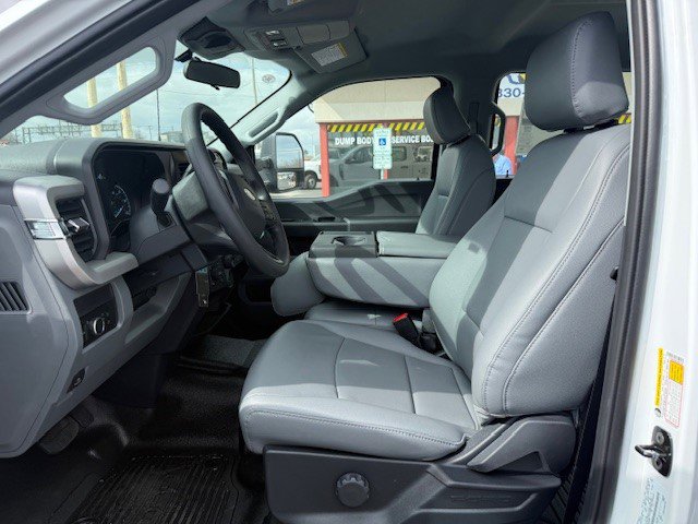 New 2026 Ford F350 XL w/ FX4 Off-Road Package image 10