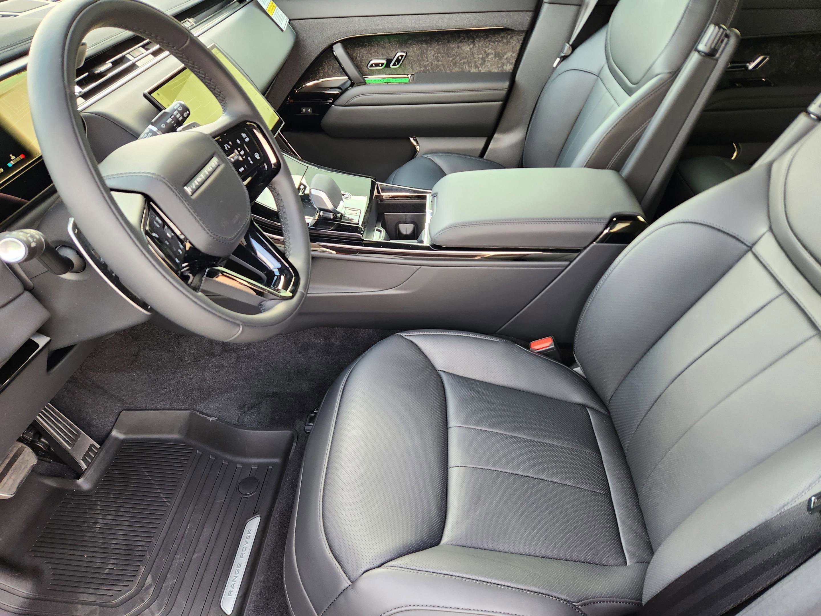 New 2026 Land Rover Range Rover Sport Dynamic SE AWD/4WD image 8