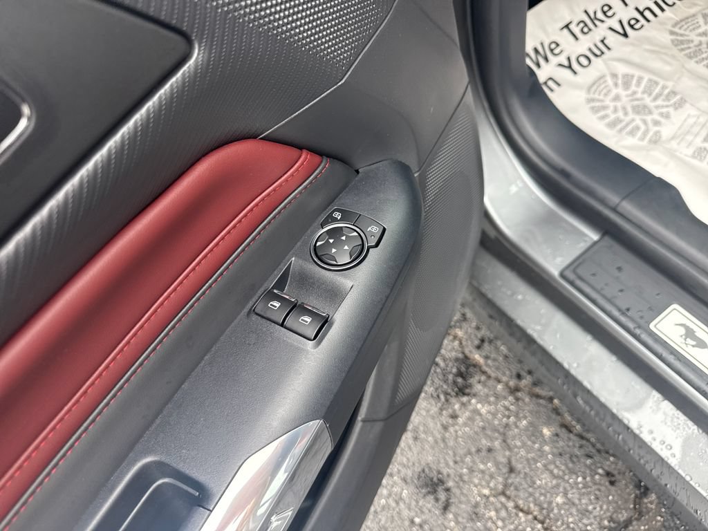 Used 2025 Ford Mustang GT Premium RWD image 25