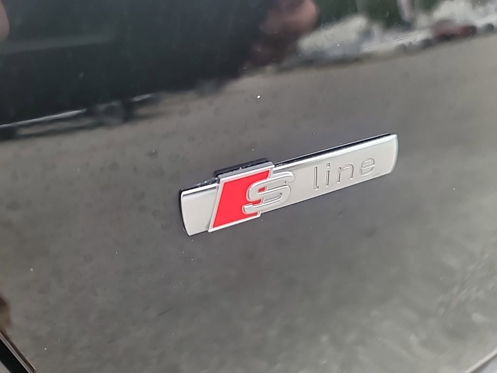 Used 2014 Audi A4 2.0T Premium Plus w/ Premium Plus Package AWD/4WD image 9