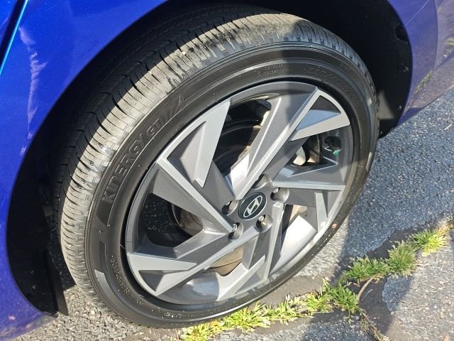 Certified 2025 Hyundai Elantra SEL w/ Cargo Package image 20