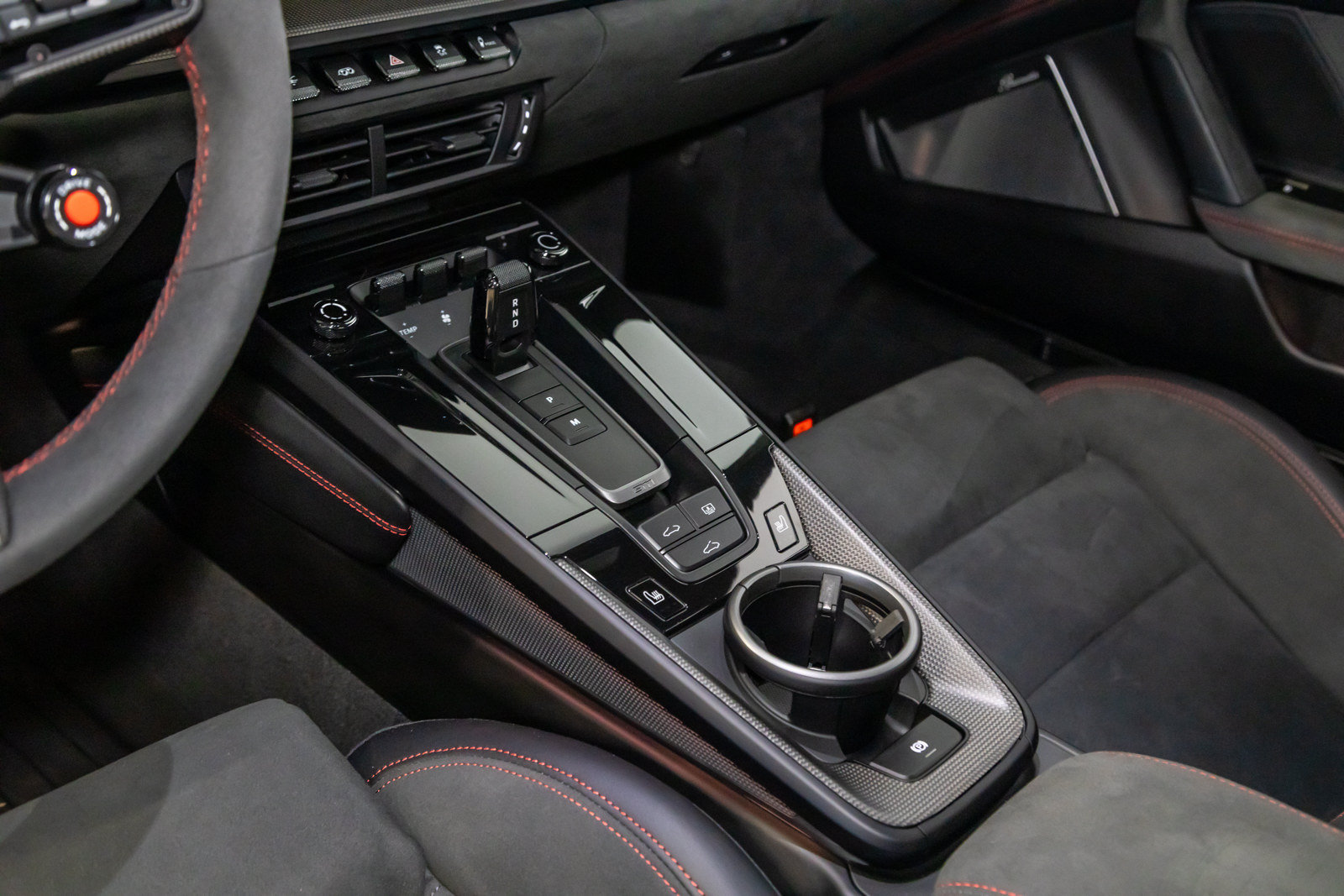 Used 2025 Porsche 911 Carrera GTS RWD image 38