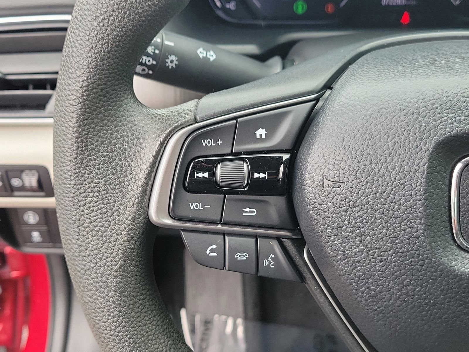 Used 2021 Honda Accord LX image 27