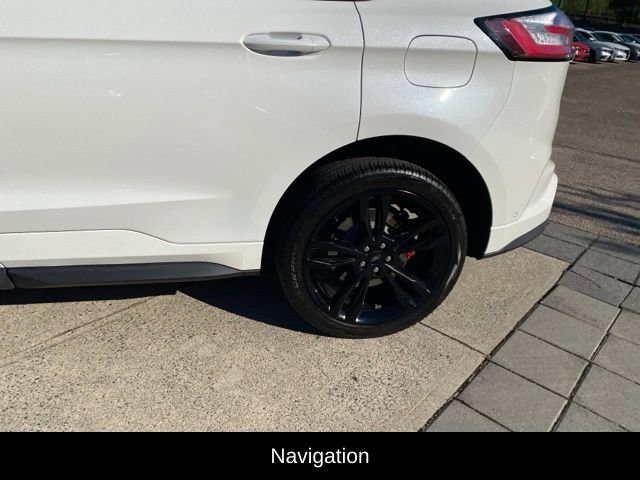 Used 2020 Ford Edge ST w/ Equipment Group 401A image 9