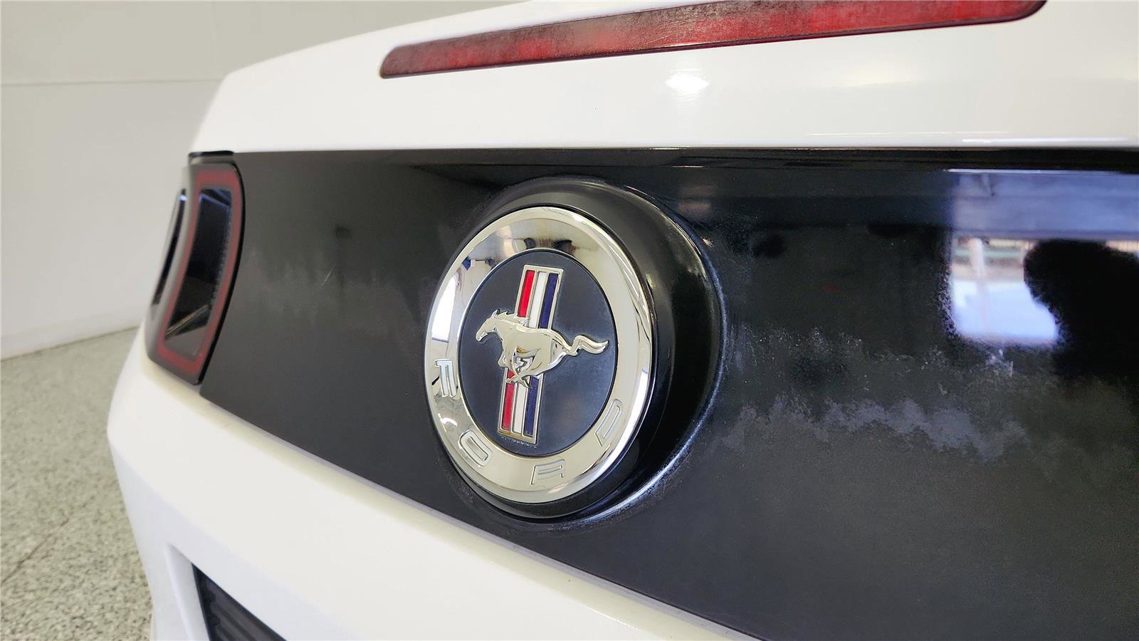 Used 2013 Ford Mustang Convertible image 16