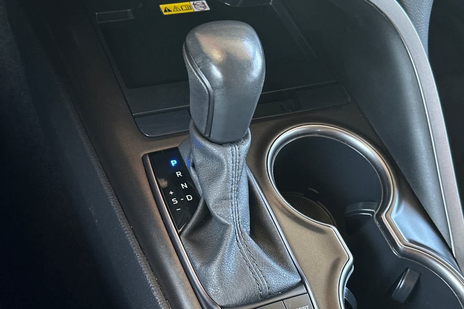 Used 2023 Toyota Camry SE w/ Audio Upgrade Package FWD image 22