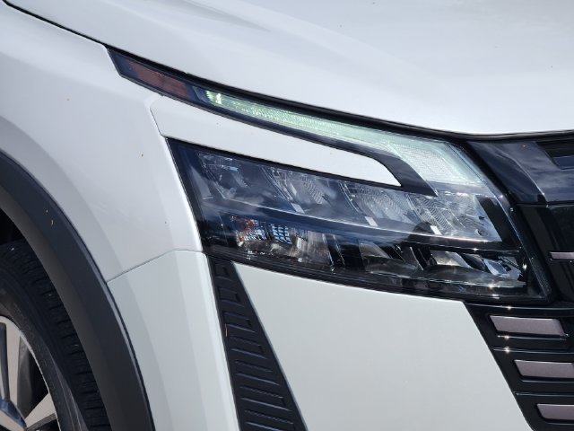 New 2026 Nissan Pathfinder SL FWD image 9