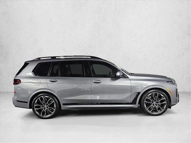 Certified 2024 BMW X7 xDrive40i w/ M Sport Package AWD/4WD image 4