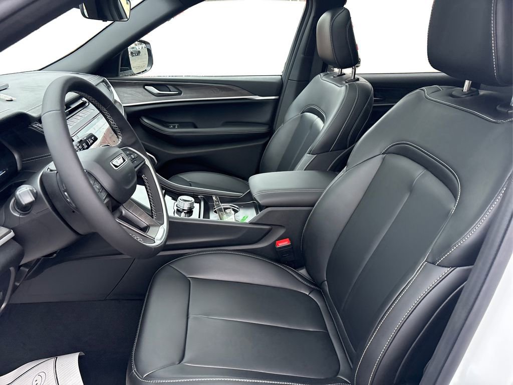 New 2026 Jeep Grand Cherokee L Limited image 9