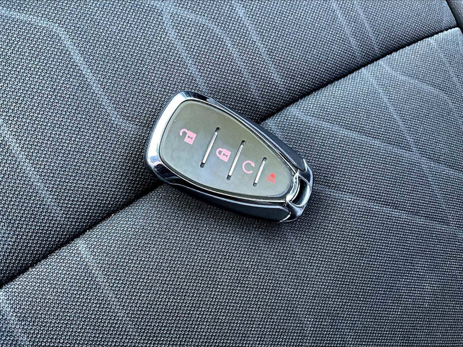 Used 2022 Chevrolet Trax LT w/ LT Convenience Package image 28