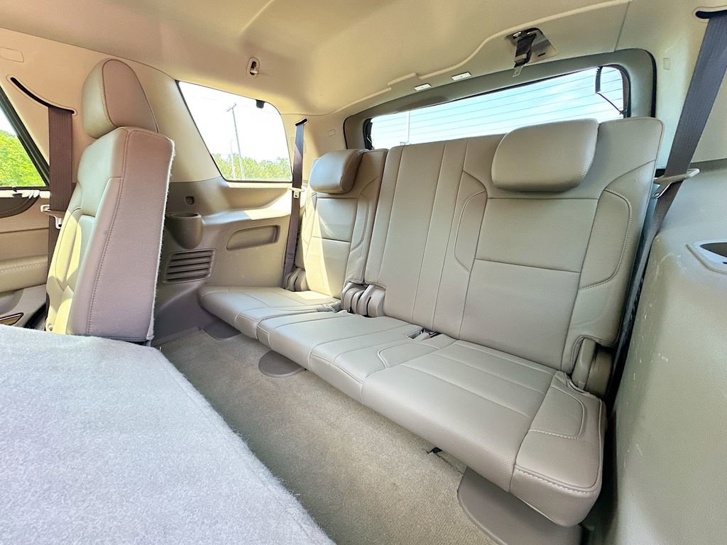 Used 2017 GMC Yukon SLT image 28