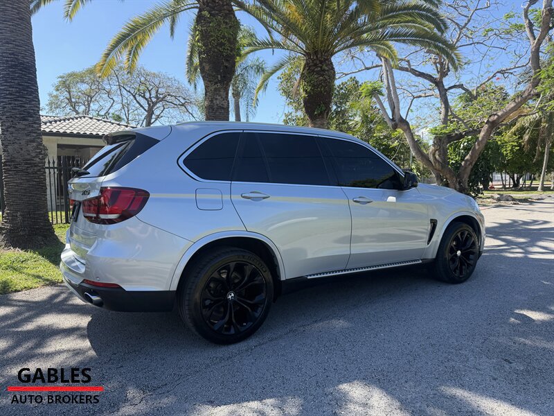 Used 2014 BMW X5 xDrive35i AWD/4WD image 3