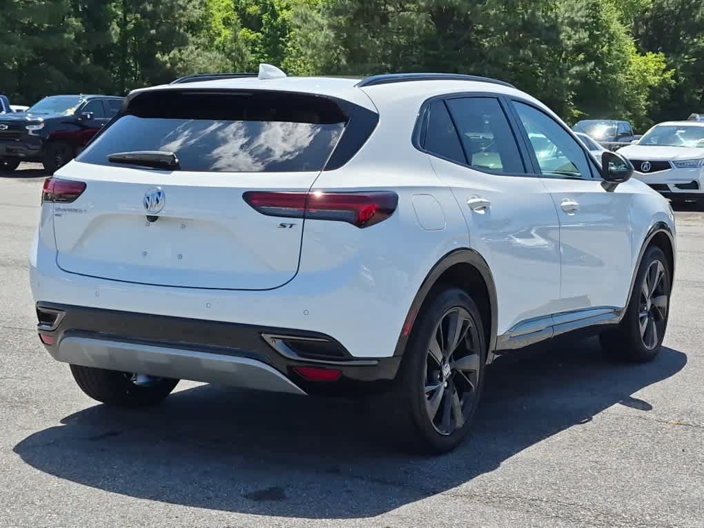Used 2023 Buick Envision Essence w/ Sport Touring Package AWD/4WD image 3