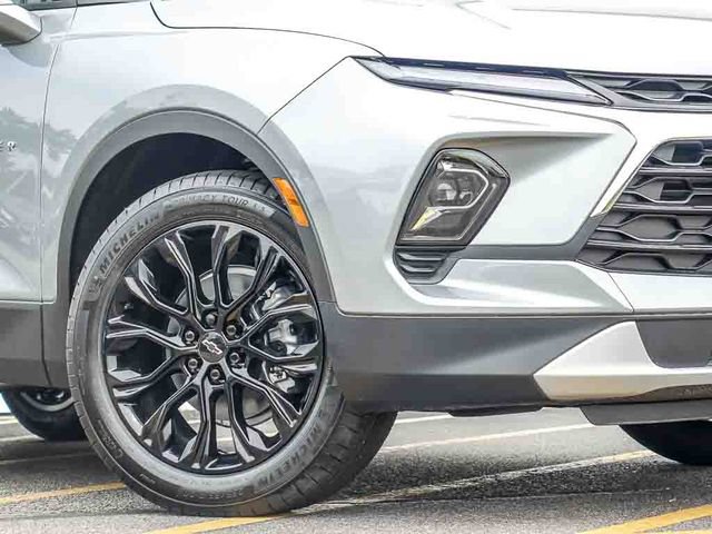 New 2026 Chevrolet Blazer LT w/ LPO, Floor Liner Package AWD/4WD image 4