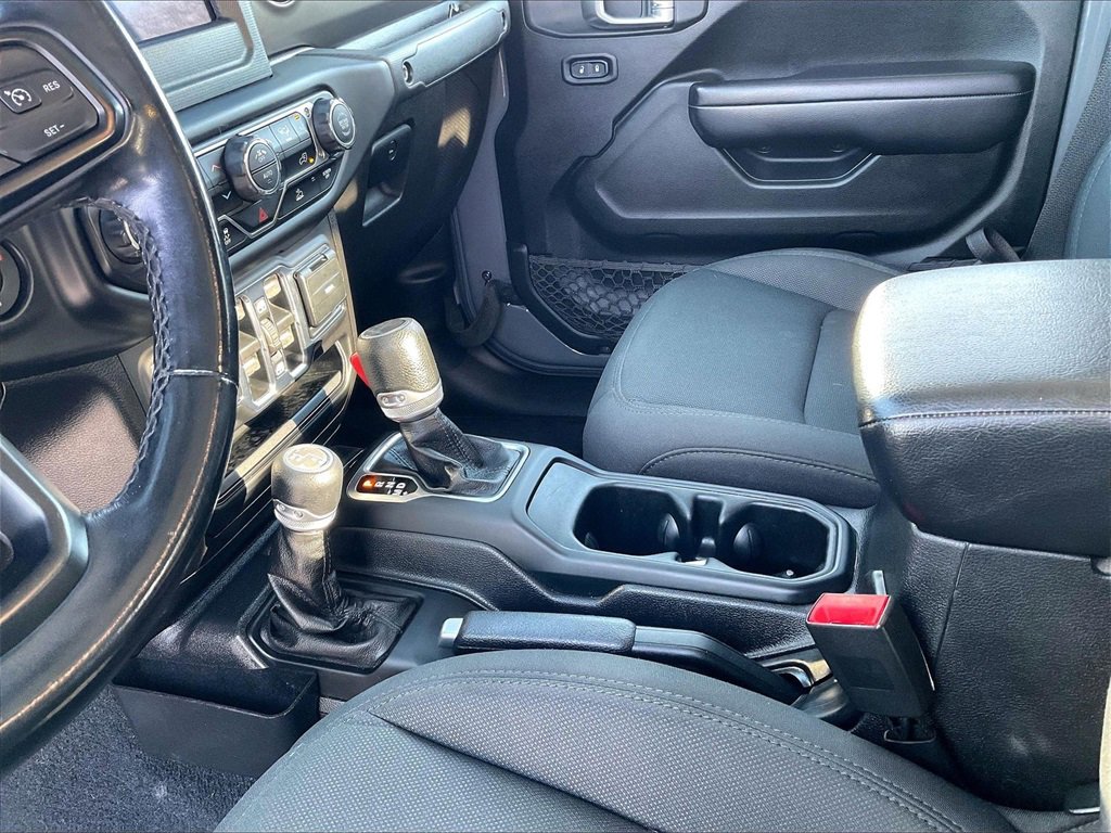 Used 2020 Jeep Gladiator Sport w/ Quick Order Package 24S image 19