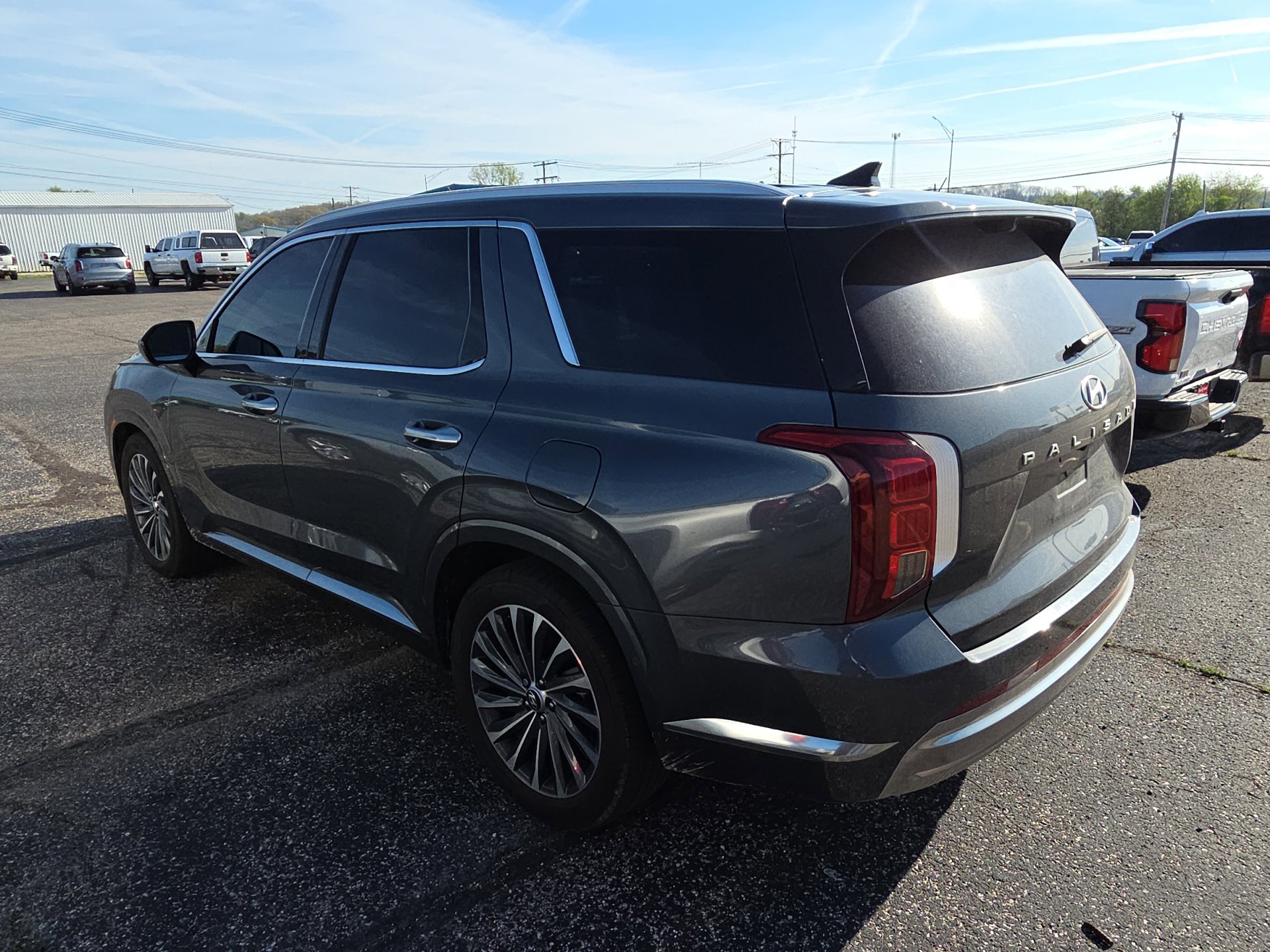 Used 2024 Hyundai Palisade Calligraphy image 4
