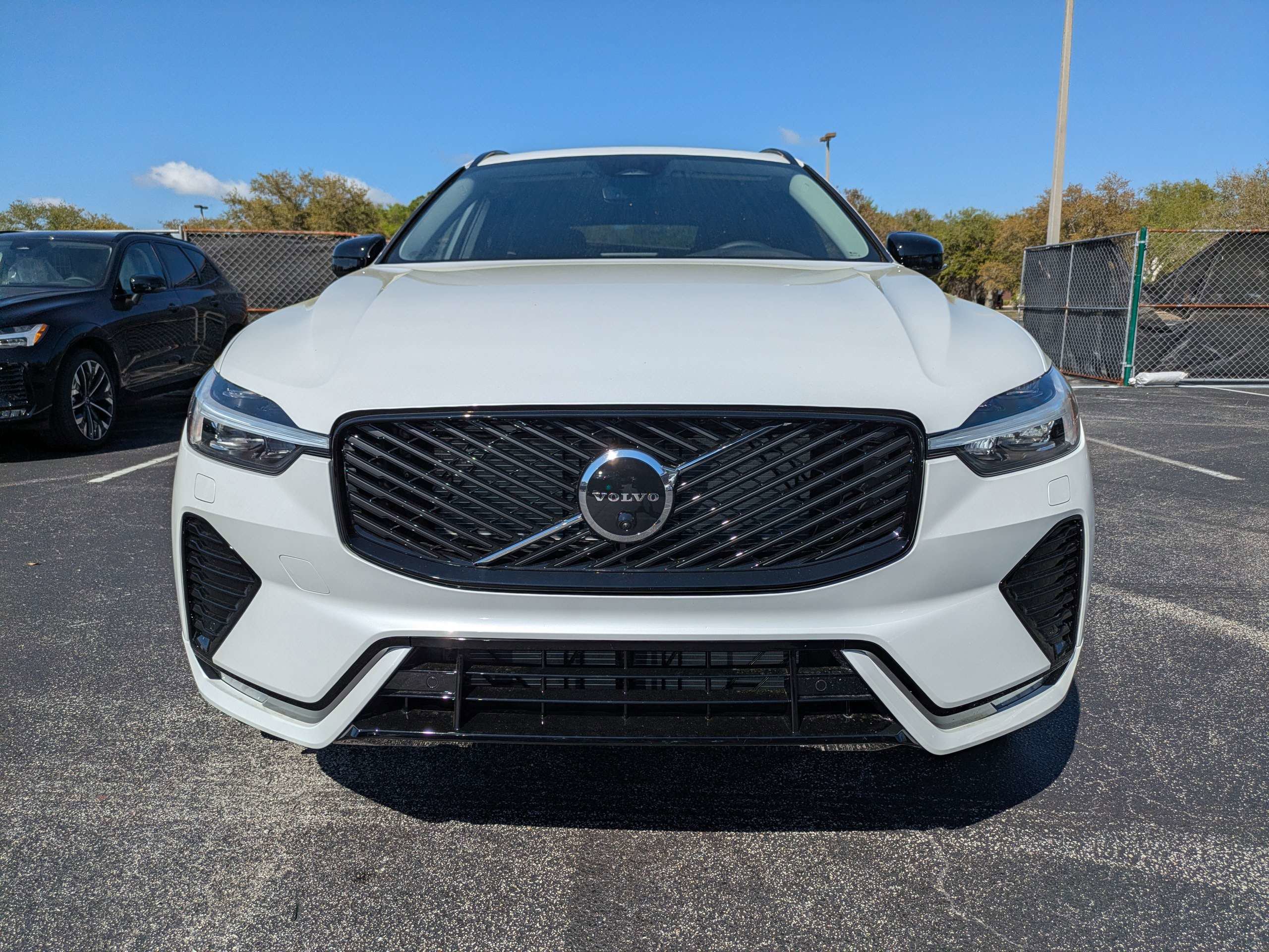 New 2026 Volvo XC60 B5 Plus w/ Protection Package Premier image 9