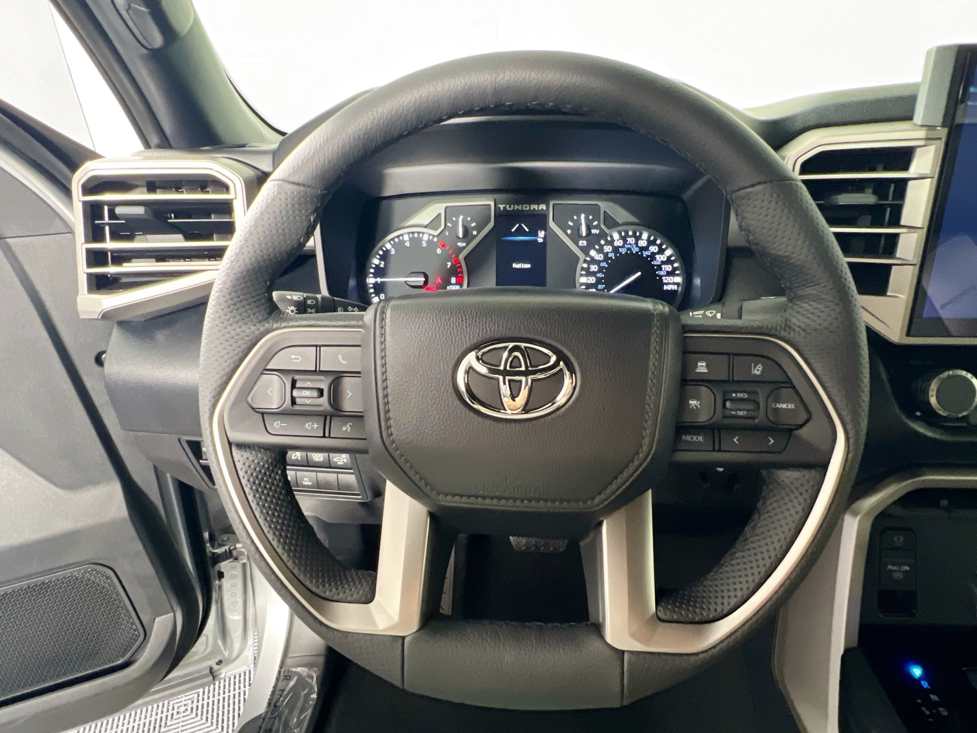 New 2026 Toyota Tundra SR5 AWD/4WD image 17