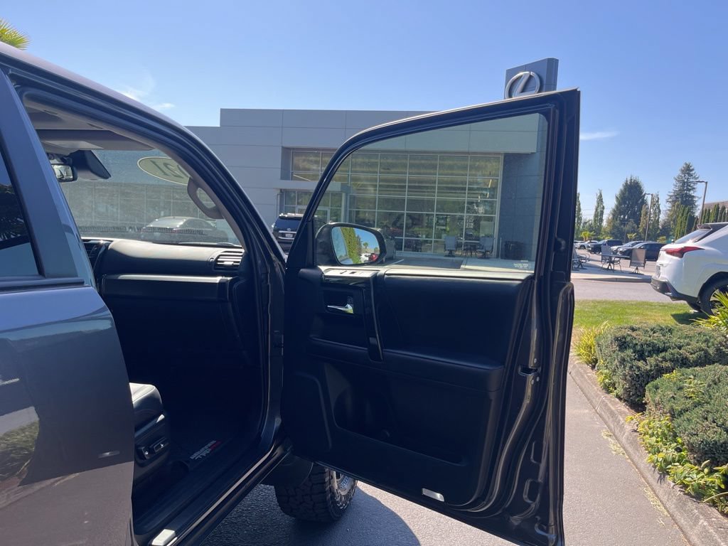 Used 2021 Toyota 4Runner TRD Pro AWD/4WD image 13