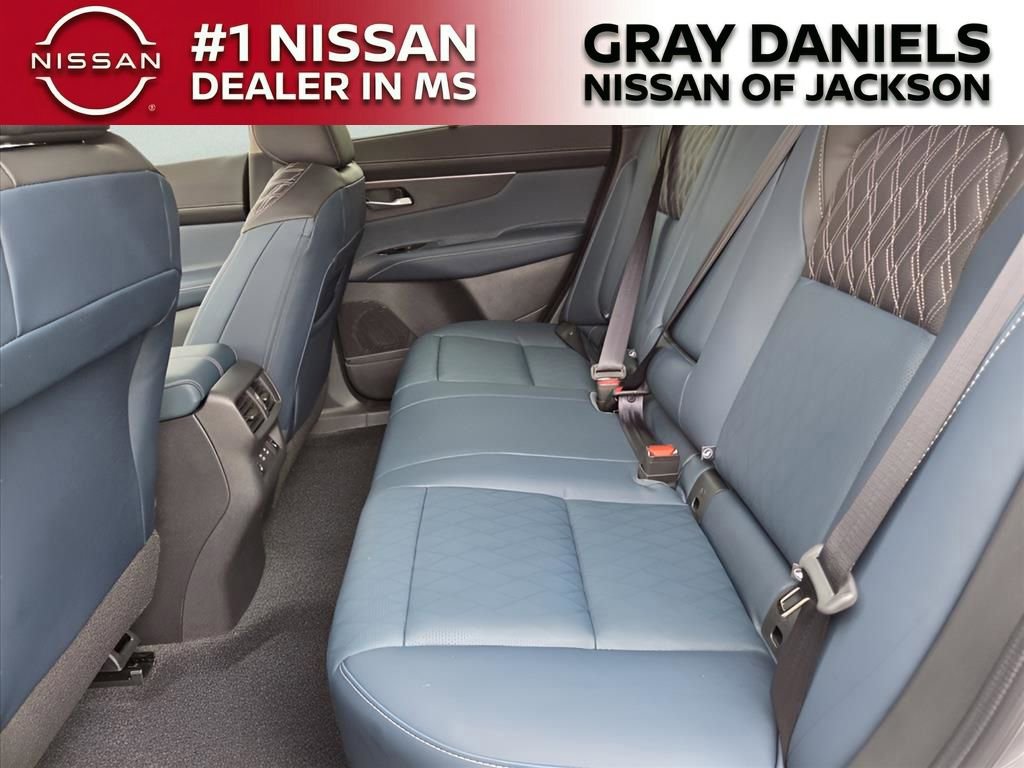 New 2026 Nissan Murano Platinum image 17