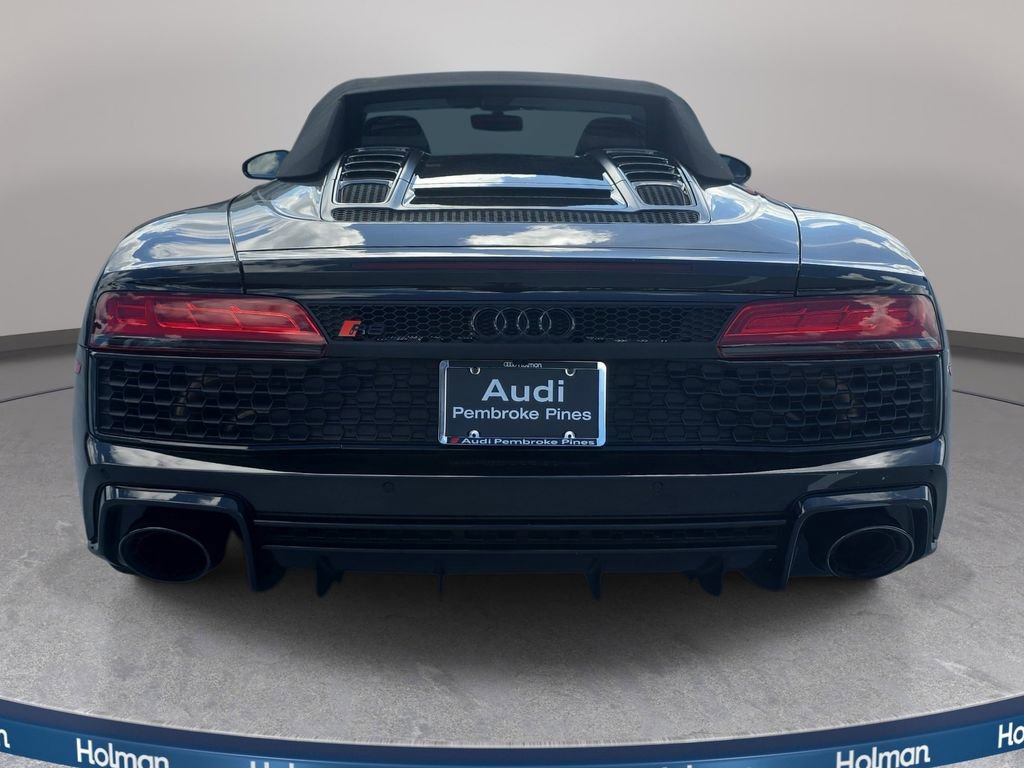 Used 2022 Audi R8 V10 w/ Premium Package image 7
