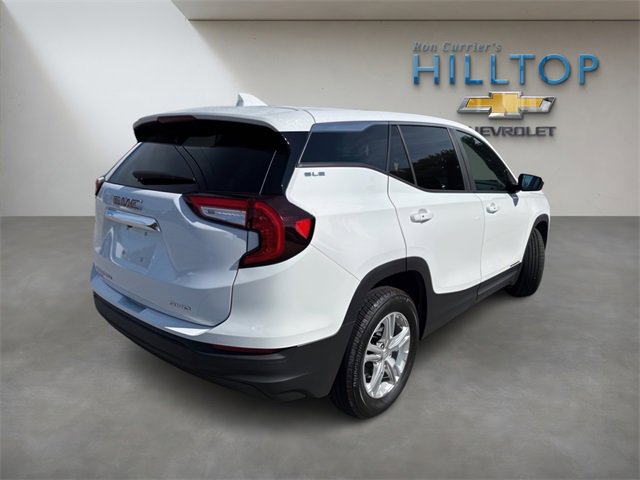 Used 2024 GMC Terrain SLE image 7