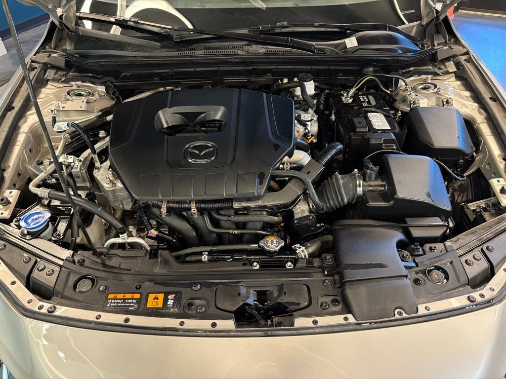 Used 2024 MAZDA MAZDA3 s FWD image 21