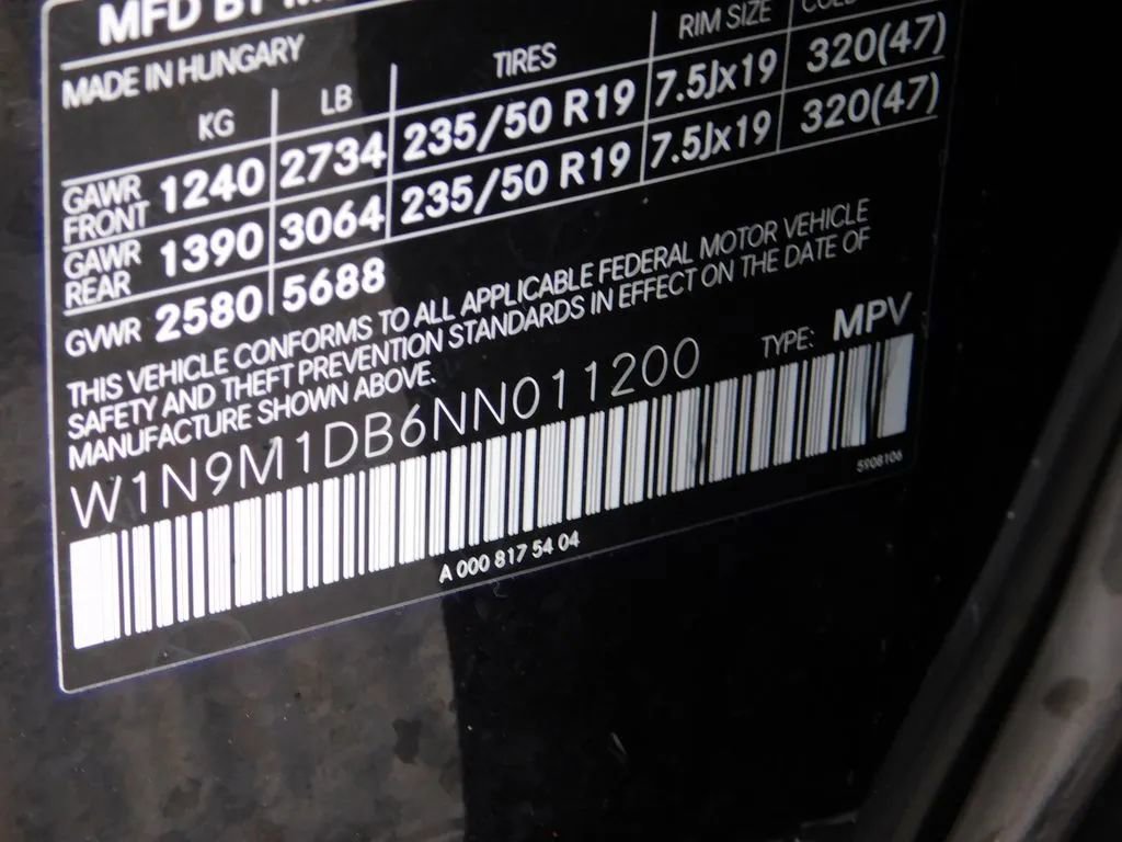 Used 2022 Mercedes-Benz EQB 350 4MATIC image 27