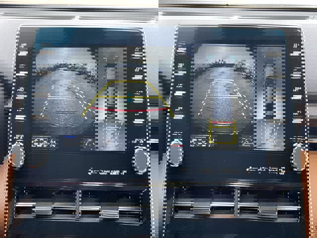 Used 2022 Toyota Avalon Limited w/ Advanced Safety Package image 28