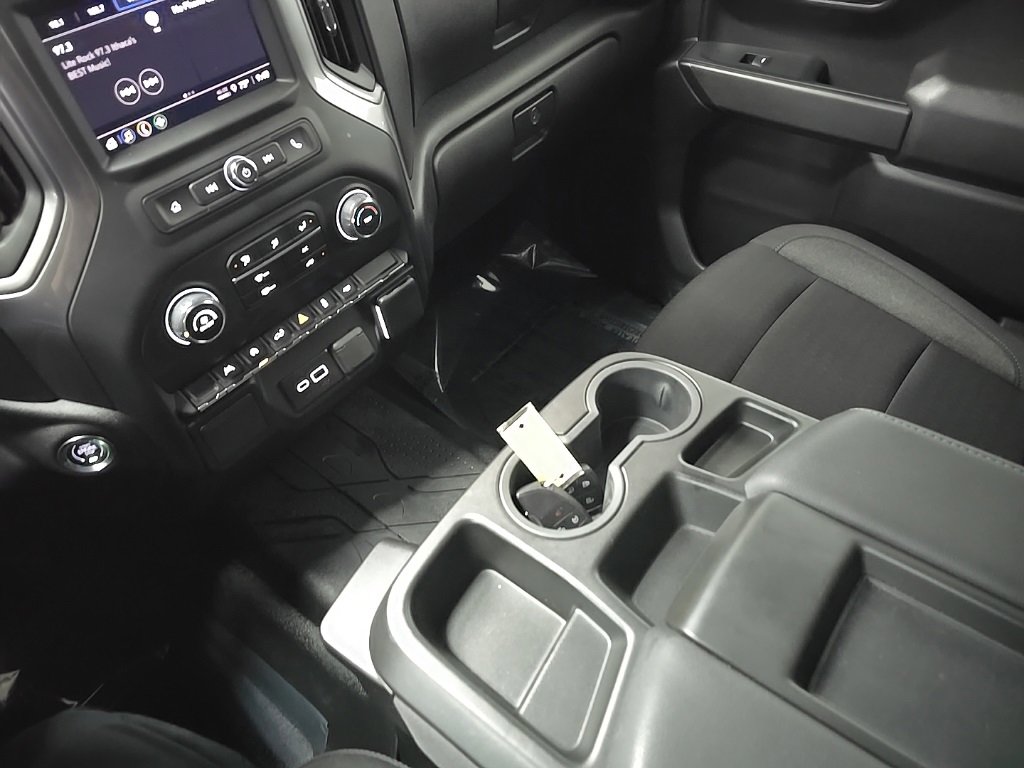 Used 2024 Chevrolet Silverado 1500 Custom w/ Dark Appearance Package image 26