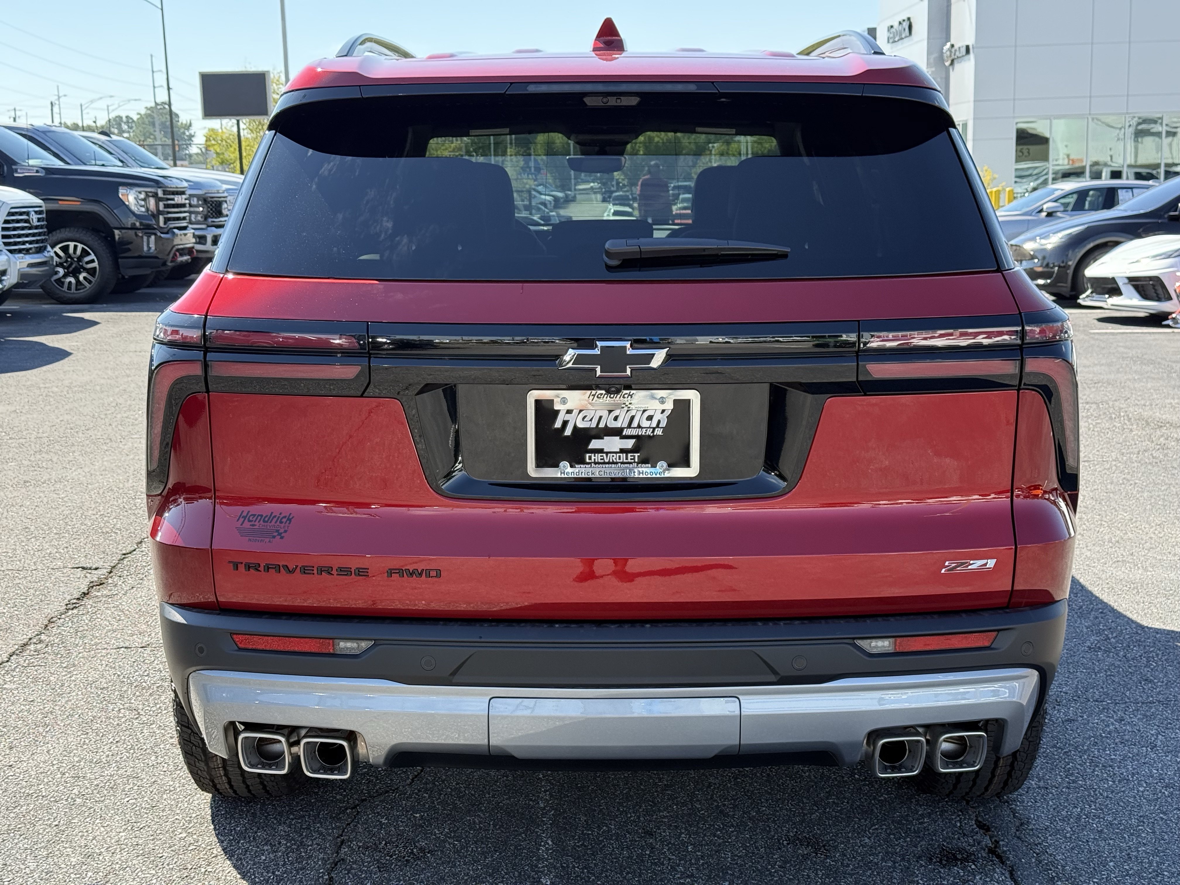 New 2027 Chevrolet Traverse Z71 w/ Enhanced Driving Package AWD/4WD image 9