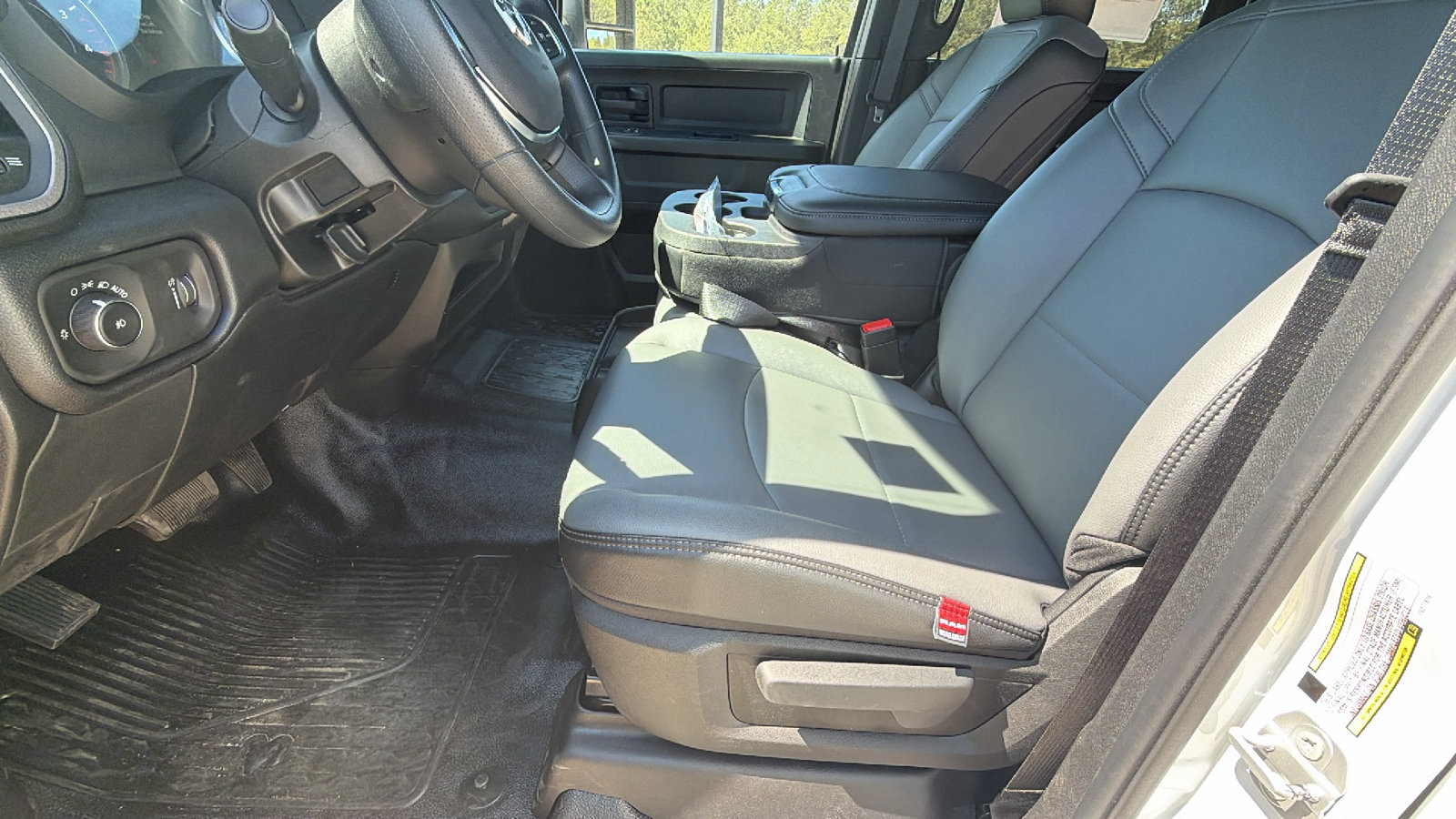 New 2026 RAM 5500 Tradesman w/ Chrome Appearance Group AWD/4WD image 16