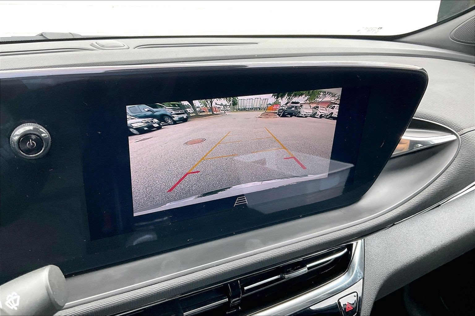 Used 2025 Buick Envista Avenir FWD image 26