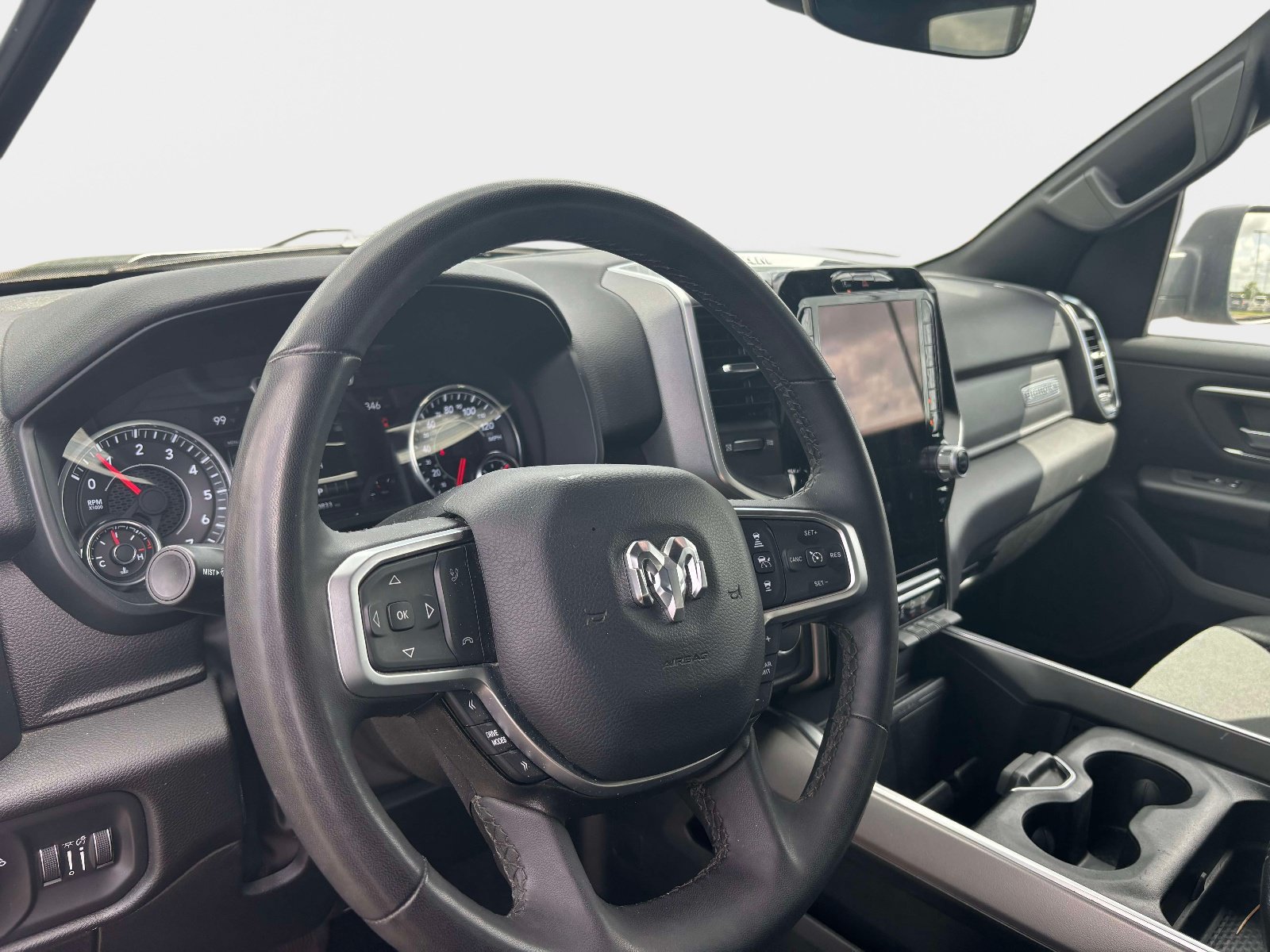 Used 2025 RAM 1500 Big Horn AWD/4WD image 43