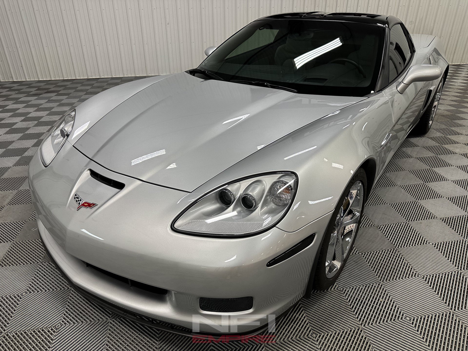 Used 2012 Chevrolet Corvette Grand Sport w/ 3LT Preferred Equipment Group RWD image 3