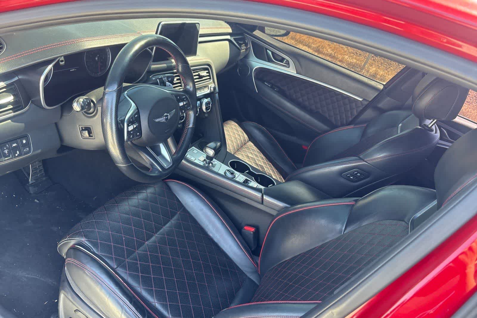 Used 2019 Genesis G70 3.3T Dynamic RWD image 14