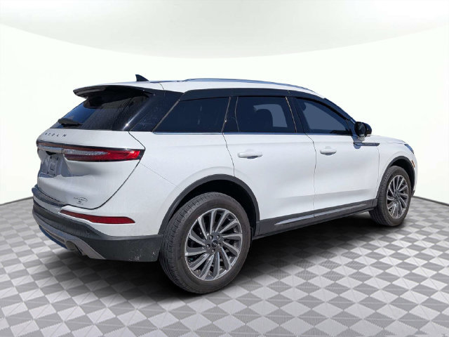 Used 2024 Lincoln Corsair Reserve AWD/4WD image 4