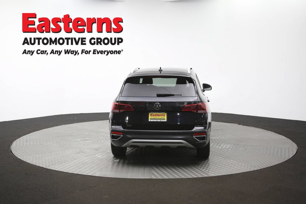 Used 2022 Volkswagen Taos SE AWD/4WD image 33