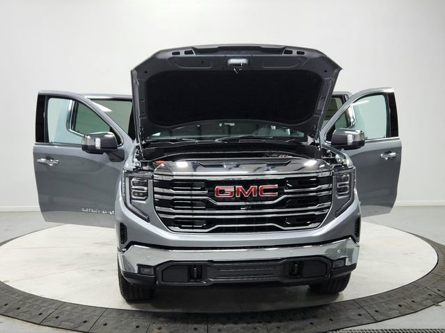 New 2026 GMC Sierra 1500 SLT image 10