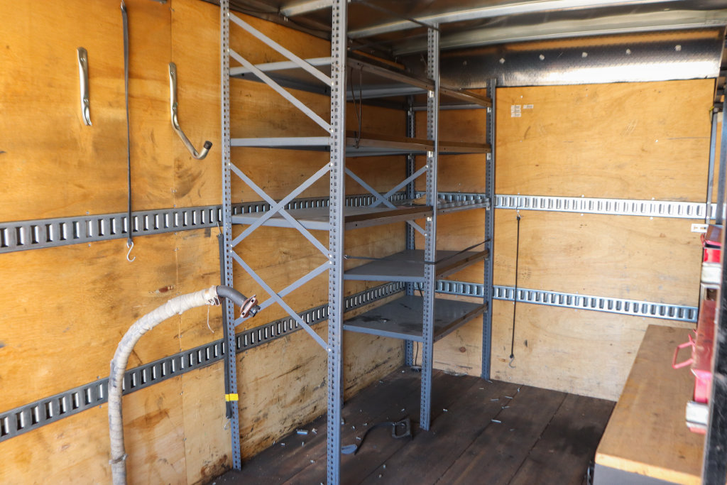Used 2019 Freightliner Sprinter 3500 RWD image 11