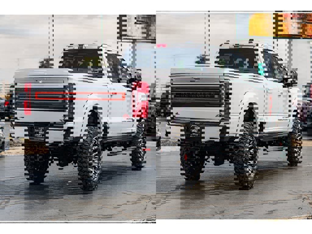 New 2026 Ford F250 Lariat w/ Black Appearance Package image 4