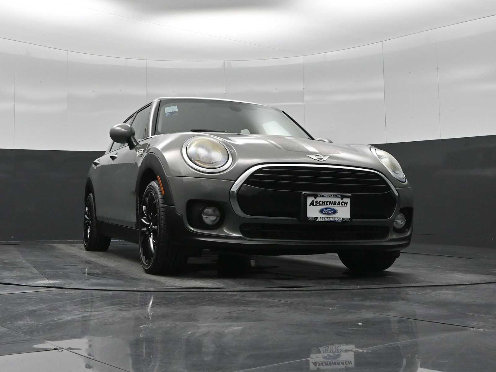 Used 2018 MINI Cooper Clubman image 24