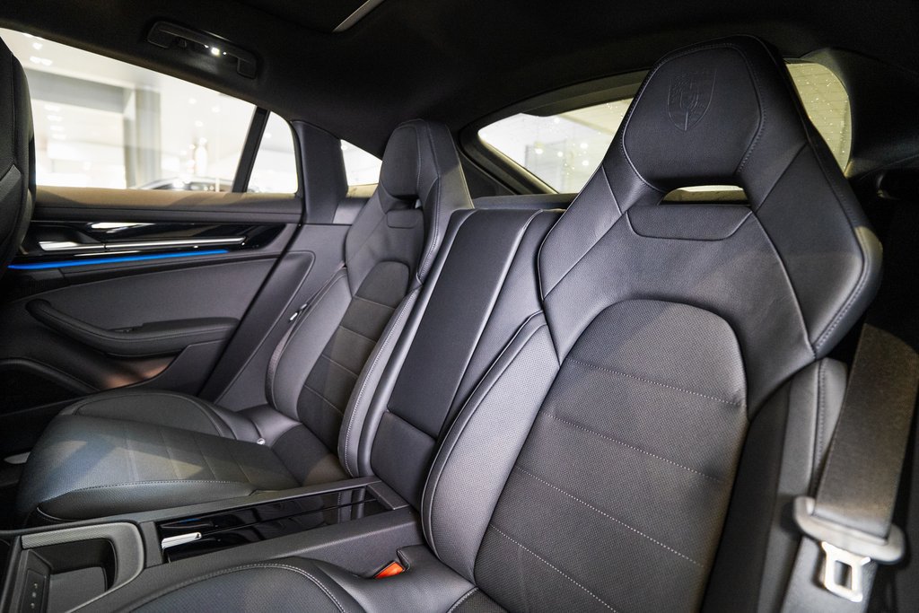 New 2026 Porsche Panamera 4 AWD/4WD image 34
