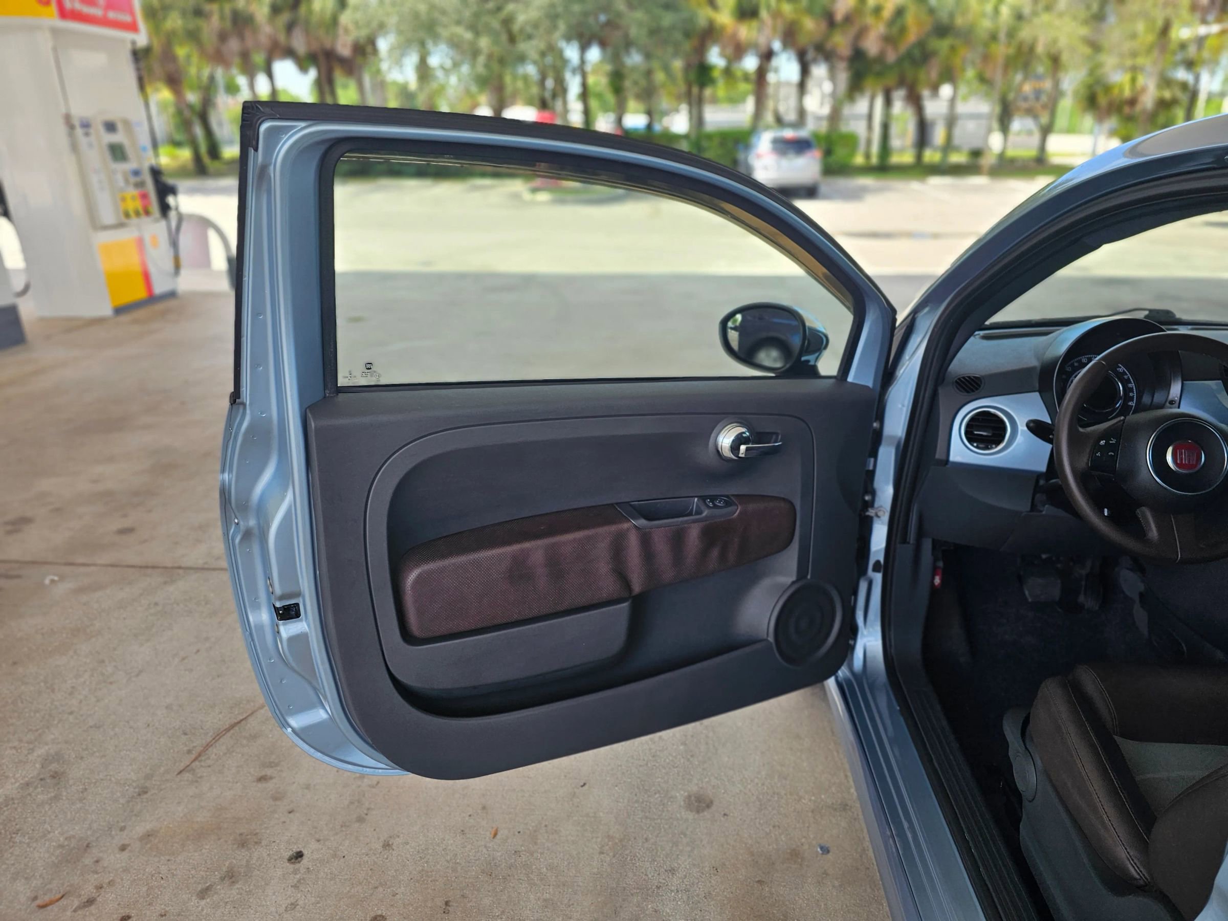 Used 2013 FIAT 500 Sport image 12