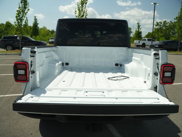 Used 2022 Jeep Gladiator Sport AWD/4WD image 18