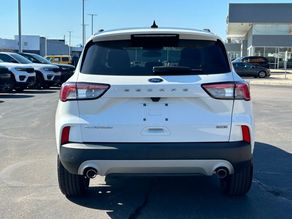 Used 2020 Ford Escape Titanium w/ Titanium Premium Package 2.0 image 6